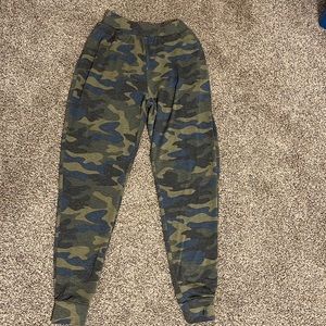 Three Bird Nest Women’s Camouflage Jogger Pants